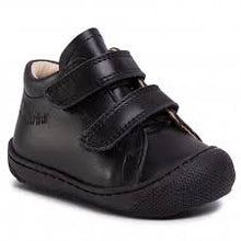 Load image into Gallery viewer, Naturino Baby Coccon First Shoe
