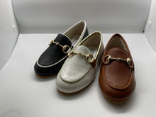 Load image into Gallery viewer, Boutaccelli Kennedy SP21 Chain Loafer
