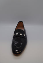 Load image into Gallery viewer, SALE Clarys 4417 Flower Button Penny Loafer
