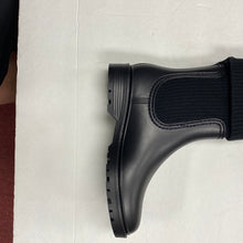 Load image into Gallery viewer, SALE FW22 Lolit WB313 Ribbed Ankle Boot
