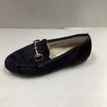 Load image into Gallery viewer, SALE FW22 Boutaccelli Velvet Kennedy New Chain Loafer
