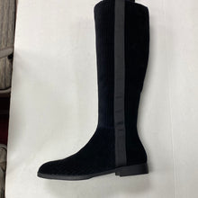 Load image into Gallery viewer, FW22 Lolit FB105 Black Ribbed Velvet Boot with Zipper
