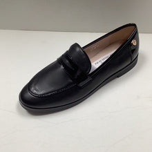 Load image into Gallery viewer, SALE FW22 Venettini Ginger Modern Penny Loafer
