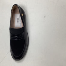 Load image into Gallery viewer, SALE FW22 Venettini Jenny Two Tone Penny Loafer
