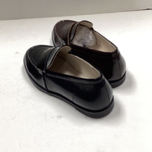 Load image into Gallery viewer, SALE FW22 Boutaccelli Haily Crest Penny Loafer
