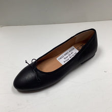 Load image into Gallery viewer, SALE FW22 Ralph Miguel Doria Leather Ballerina Flat
