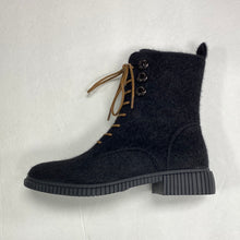 Load image into Gallery viewer, FW22 Lolit BT119 Black Suede Workboot
