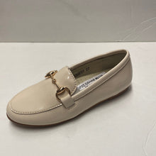Charger l&#39;image dans la galerie, SALE Boutaccelli Kennedy Spring Gucci Buckle Patent Slip On
