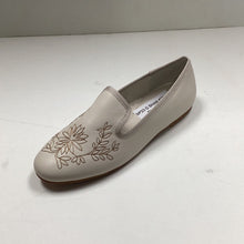 Load image into Gallery viewer, SP23 Boutaccelli Fine Branch Embroidery Front Slip On
