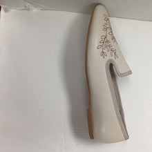 Load image into Gallery viewer, SALE SP23 Boutaccelli Fine Branch Embroidery Front Slip On
