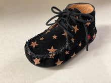 Load image into Gallery viewer, SALE Giovanni Clio Star Lace Baby Bootie
