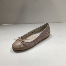 Load image into Gallery viewer, SP23 Boutaccelli Tami TwoTone Simple Slip On
