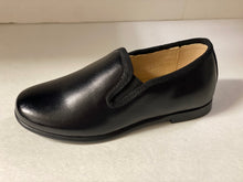 Load image into Gallery viewer, Pardoo PT6571-027A Classic Slip On Plain
