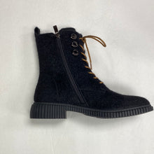 Load image into Gallery viewer, FW22 Lolit BT119 Black Suede Workboot
